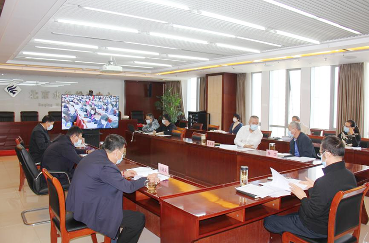 人生就是博官网党委理论学习中心组专题学习党的二十大报告精神